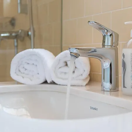 아파트 Guestready - Porto Wine District Penthouse *